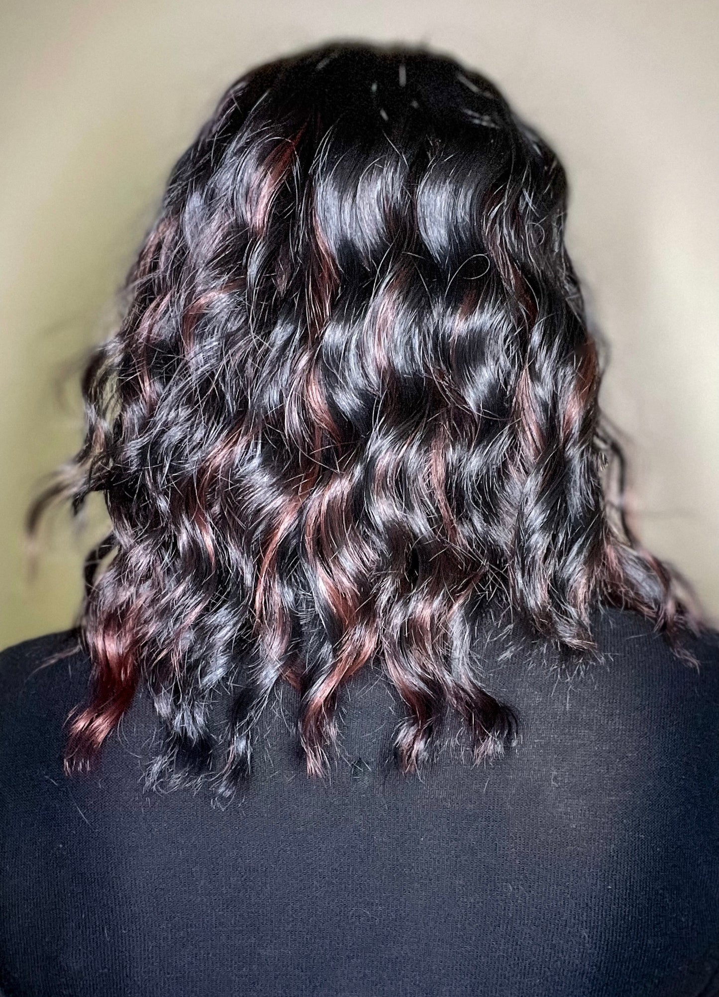 Wavy Brunette w/ Highlights