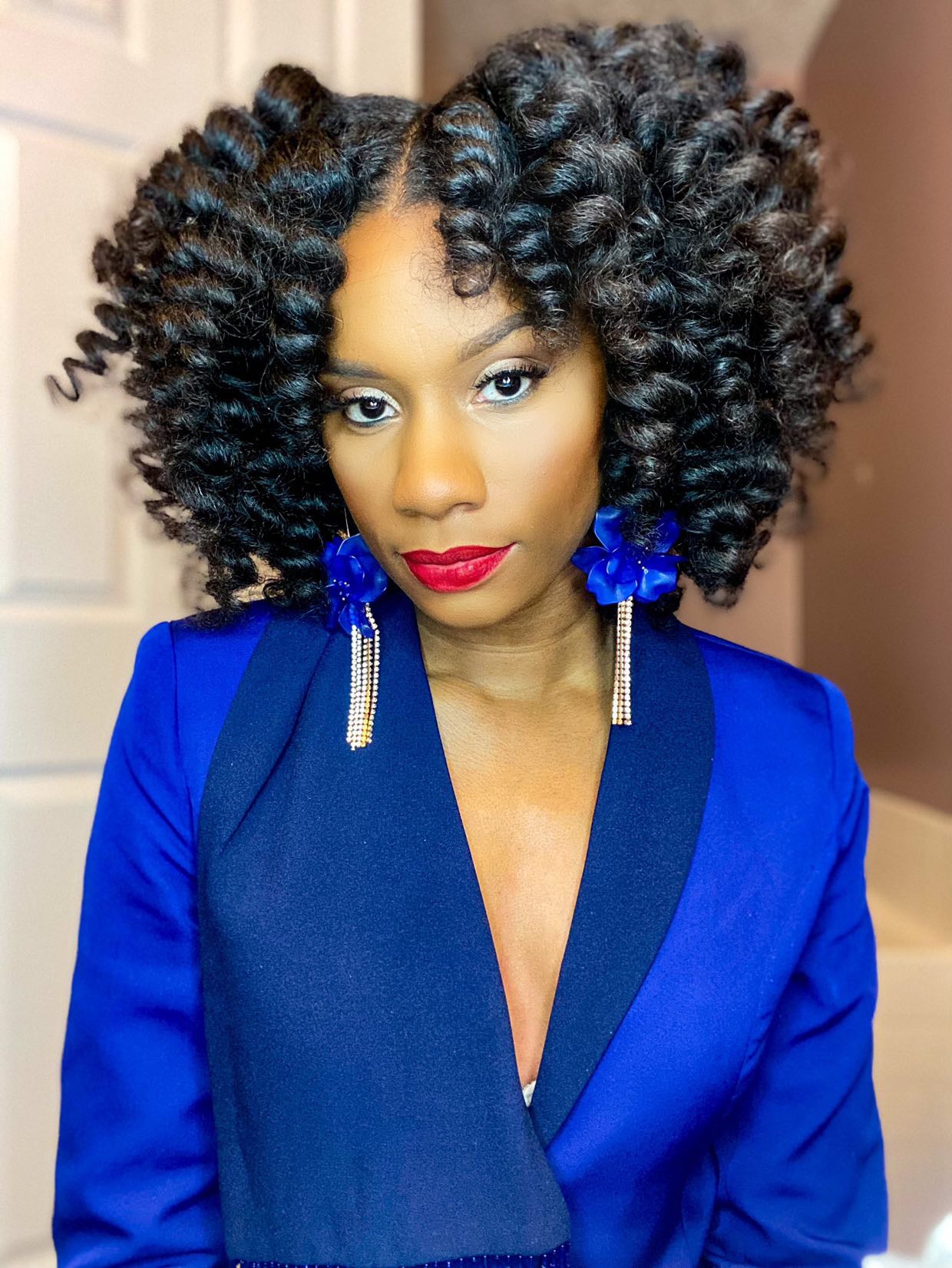 MOISTURE LOCKIN’ CURL SCULPTING MOUSSE